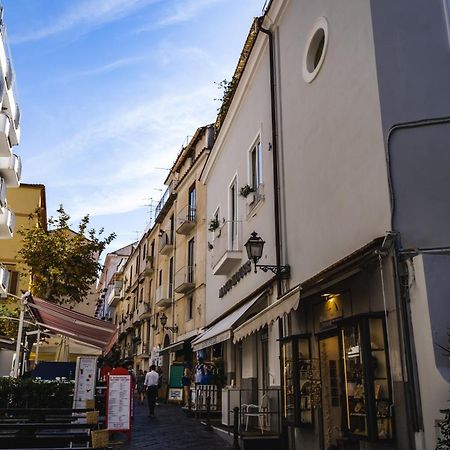 Aparthotel Magi House Relais Półwysep Sorrentyński Zewnętrze zdjęcie