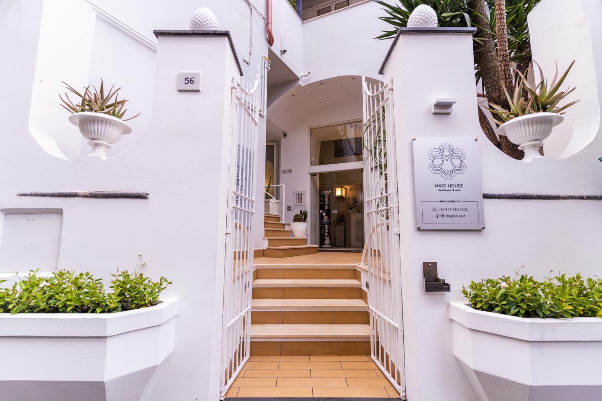 Aparthotel Magi House Relais Półwysep Sorrentyński Zewnętrze zdjęcie