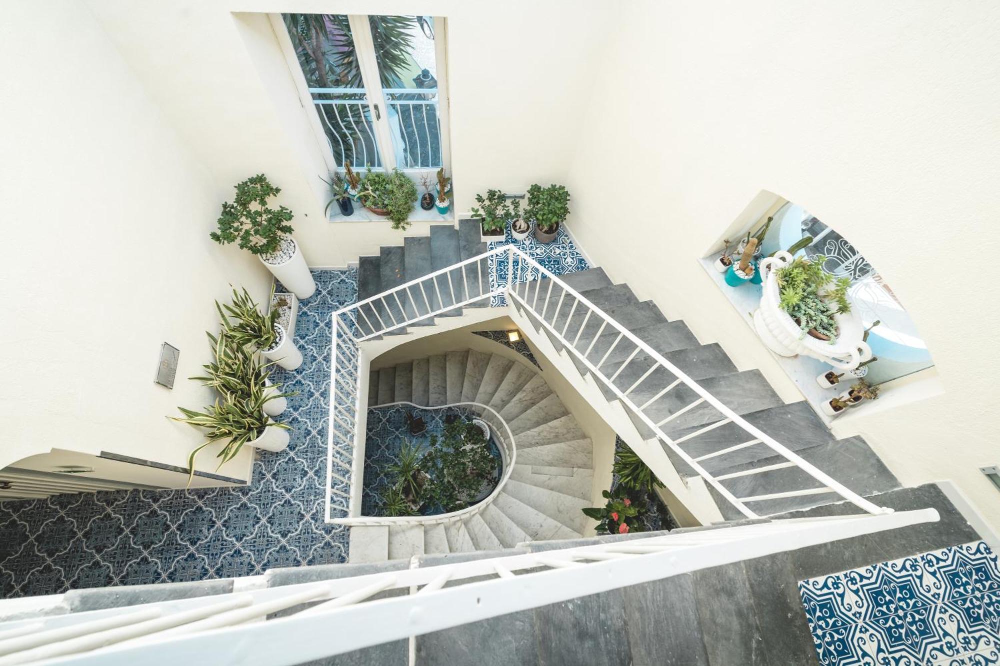 Aparthotel Magi House Relais Półwysep Sorrentyński Zewnętrze zdjęcie