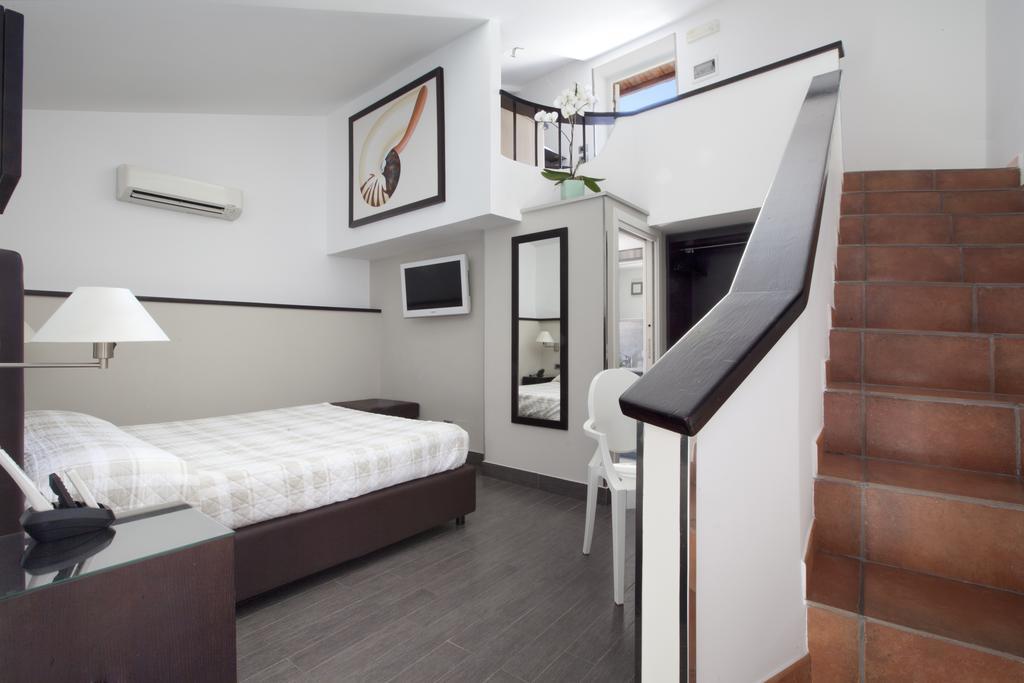 Aparthotel Magi House Relais Półwysep Sorrentyński Zewnętrze zdjęcie